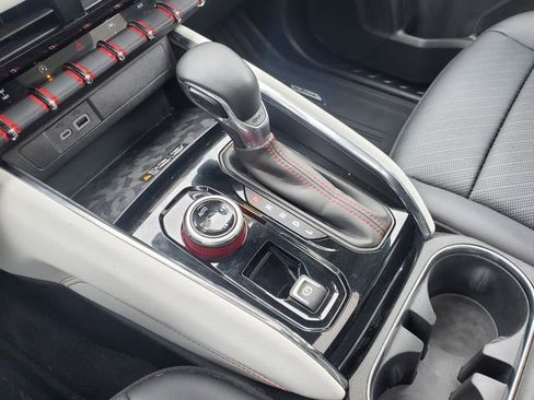 Used 2024 GMC Canyon AT4X AWD/4WD image 35