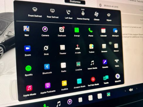 Used 2024 Tesla Model Y Long Range image 32