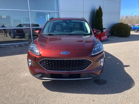 Used 2021 Ford Escape Titanium AWD/4WD image 8