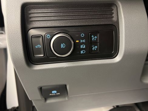 New 2025 Ford F350 XL w/ XL Chrome Package image 20