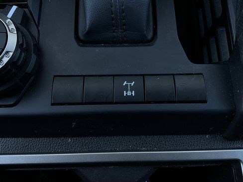 Used 2025 Toyota Tacoma TRD Off-Road image 21