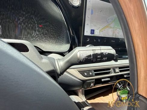 Used 2024 Lexus RX 350 FWD w/ Convenience Package image 20