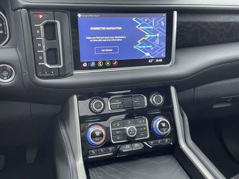 Used 2021 GMC Yukon Denali w/ Denali Premium Package image 25