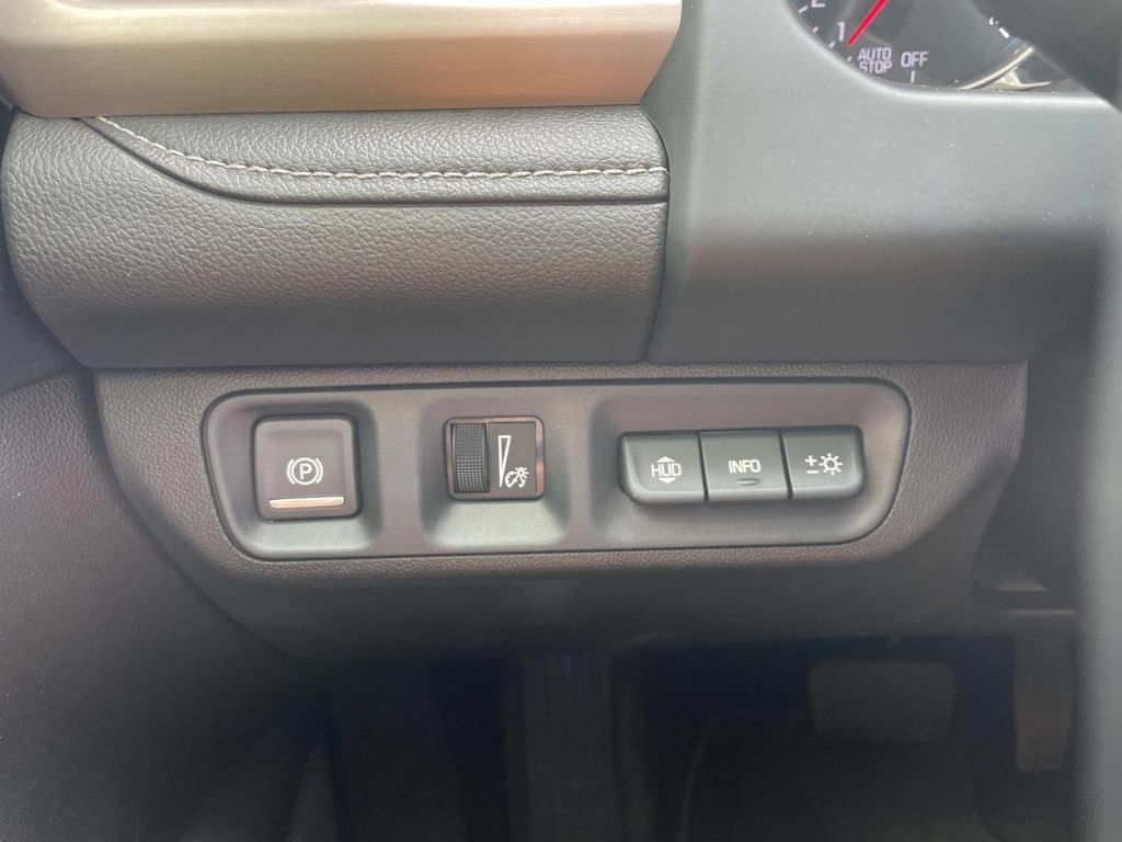 Used 2023 GMC Acadia Denali FWD image 19