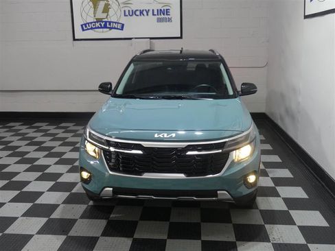 Used 2025 Kia Seltos S image 3