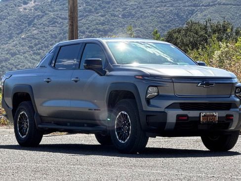 New 2026 Chevrolet Silverado EV Trail Boss image 2