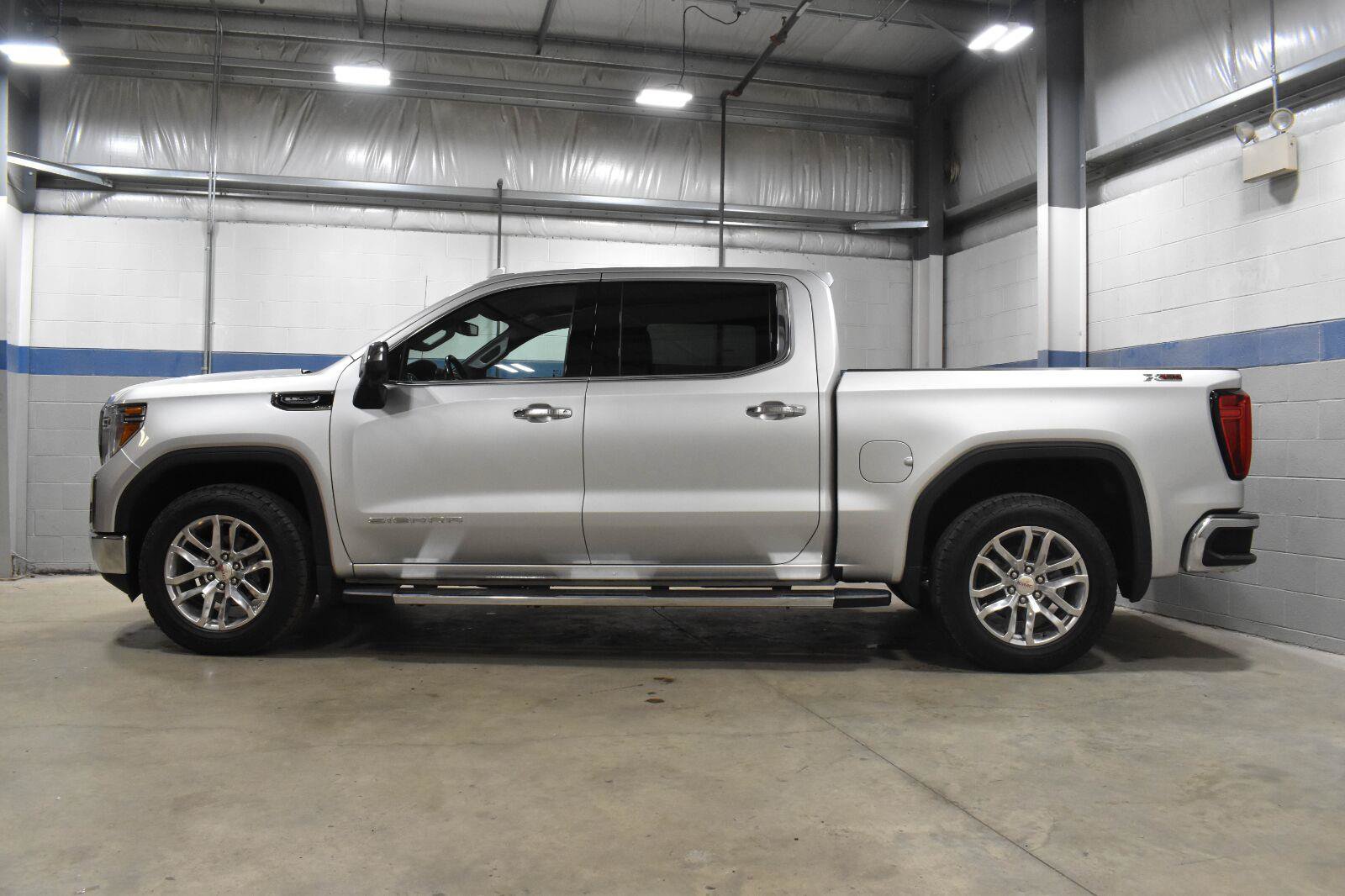 Used 2022 GMC Sierra 1500 SLT w/ SLT Premium Plus Package AWD/4WD image 21