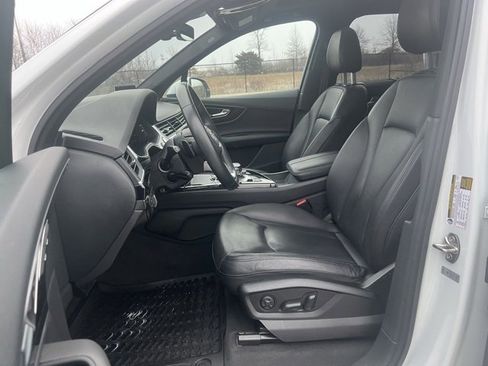 Used 2019 Audi Q7 3.0T Premium Plus w/ Premium Plus Package image 27