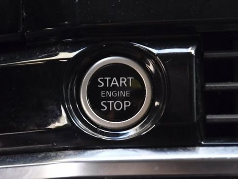 Used 2023 Nissan Pathfinder SV FWD image 19