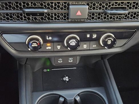 New 2026 Honda HR-V LX image 17