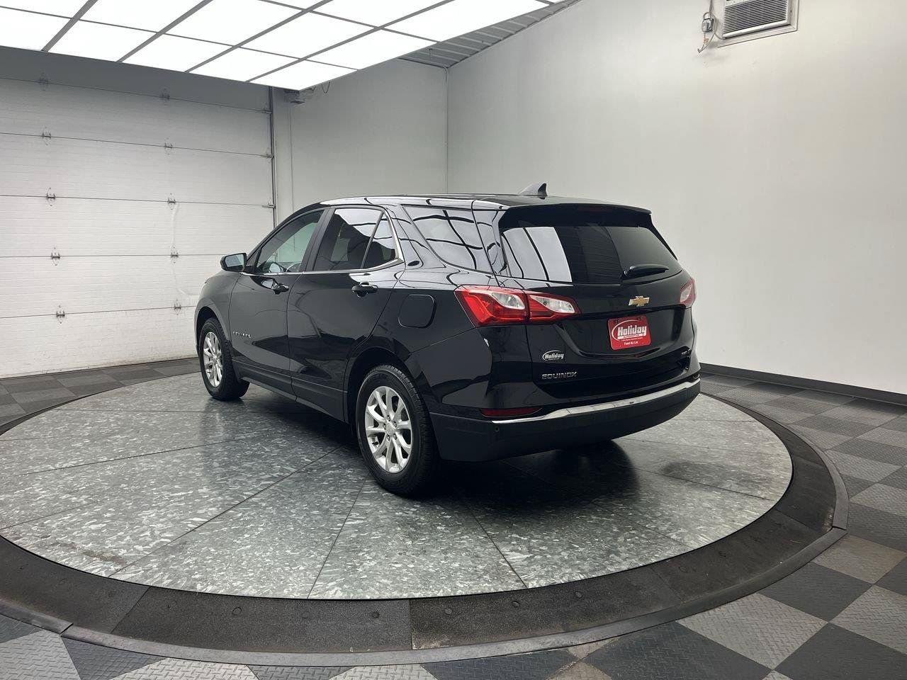 Used 2021 Chevrolet Equinox LT AWD/4WD image 2
