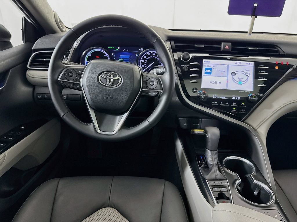 Used 2019 Toyota Camry XLE w/ Driver Assist Package FWD image 28