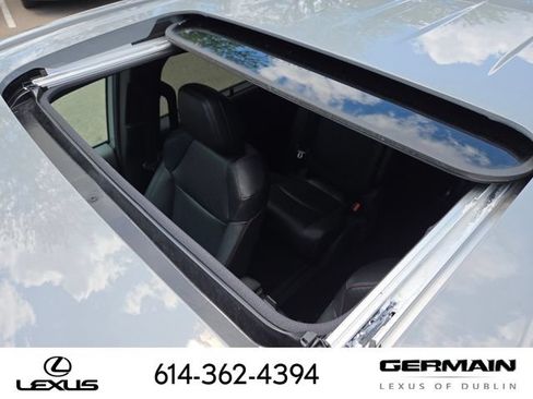 Used 2025 Toyota Sienna XSE w/ XSE Plus Package AWD/4WD image 13