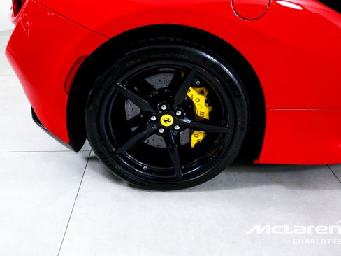 Used 2020 Ferrari F8 Tributo RWD image 28