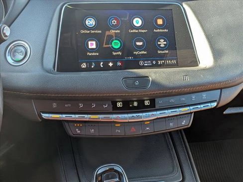 Used 2021 Cadillac XT4 Premium Luxury image 15