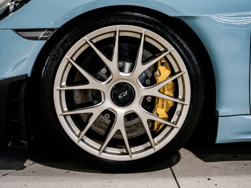 Used 2023 Porsche 718 Cayman GT4 RS image 52