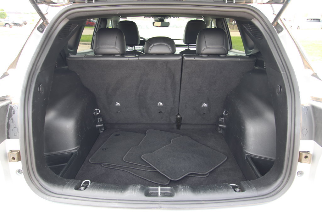 Used 2025 Jeep Compass Limited AWD/4WD image 14
