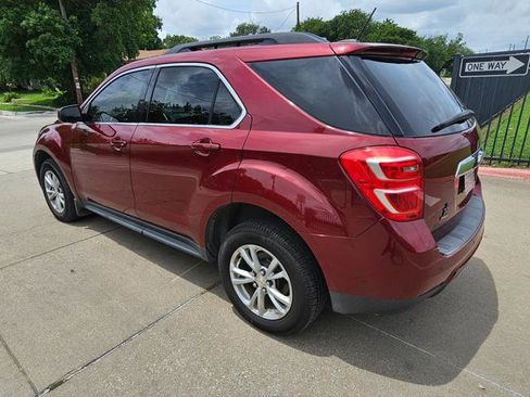 Used 2017 Chevrolet Equinox LT w/ Convenience Package FWD image 3