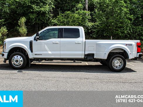 Used 2025 Ford F450 Platinum w/ FX4 Off-Road Package AWD/4WD image 6