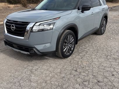Used 2022 Nissan Pathfinder SL w/ SL Premium Package