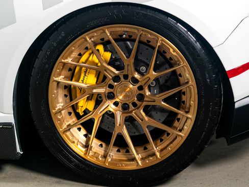 Used 2015 Lamborghini Huracan LP 610-4 image 20