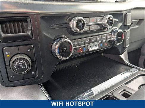 Used 2025 Ford F150 Lariat w/ Equipment Group 502A High AWD/4WD image 14