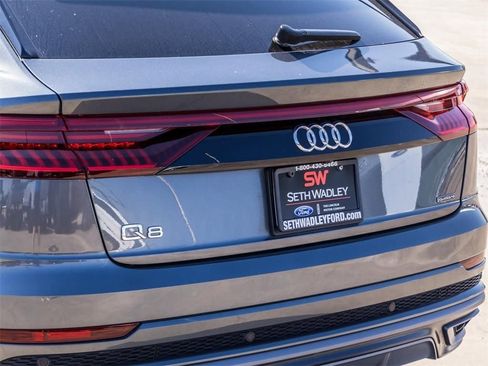 Used 2023 Audi Q8 Premium Plus image 11