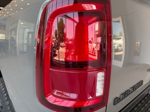 New 2026 RAM 2500 Laramie w/ Night Edition AWD/4WD image 20