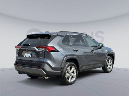Used 2021 Toyota RAV4 Limited image 7