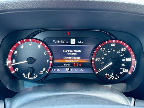 Used 2024 Nissan Frontier Pro-X w/ Technology Package image 12