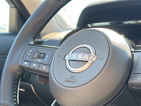 New 2025 Nissan Pathfinder Platinum image 20