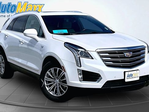 Used 2018 Cadillac XT5 Luxury w/ Driver Awareness Package AWD/4WD image 3