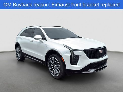 Used 2025 Cadillac XT4 Sport FWD image 8