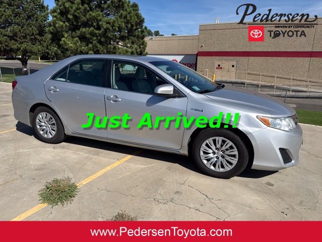 Used 2012 Toyota Camry LE FWD image 1