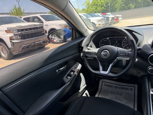 Used 2022 Nissan Sentra SV FWD image 20