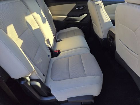 Used 2023 Chevrolet Traverse LS w/ Safety Package image 15