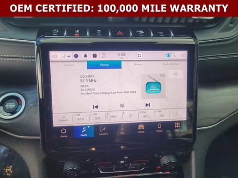 Used 2023 Jeep Grand Cherokee L Limited w/ Black Appearance Package image 35