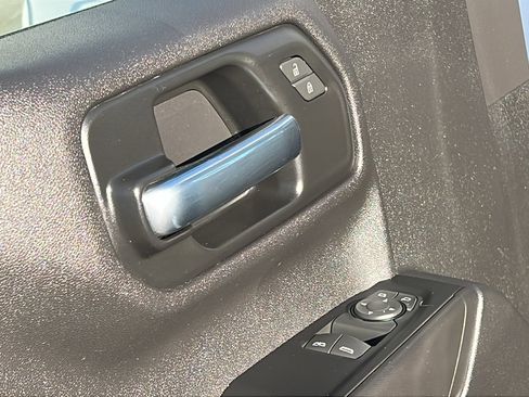 Certified 2025 Chevrolet Silverado 1500 W/T RWD image 12