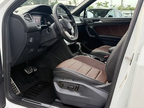 Certified 2024 Volkswagen Tiguan SEL R-Line AWD/4WD image 13