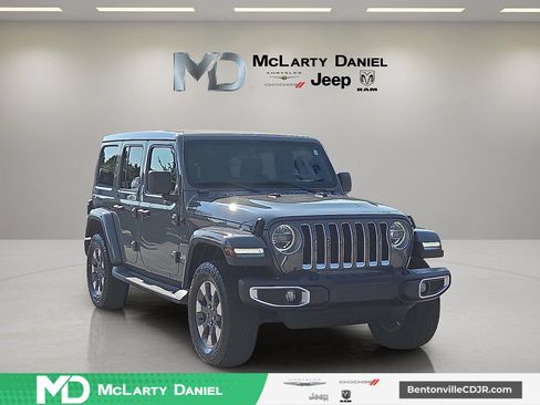 Used 2019 Jeep Wrangler Unlimited Sahara AWD/4WD image 1