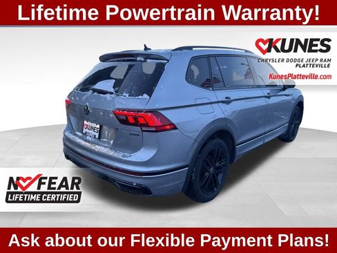 Used 2022 Volkswagen Tiguan SE R-Line image 10