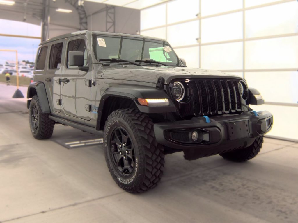 Used 2023 Jeep Wrangler Unlimited w/ Sun & Screen Package AWD/4WD image 3