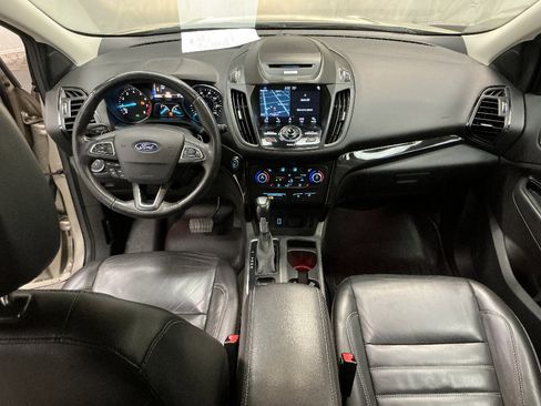 Used 2017 Ford Escape Titanium image 18
