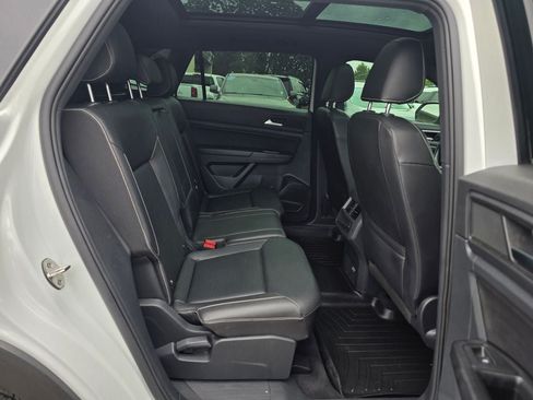 Used 2020 Volkswagen Atlas Cross Sport SEL R-Line AWD/4WD image 24
