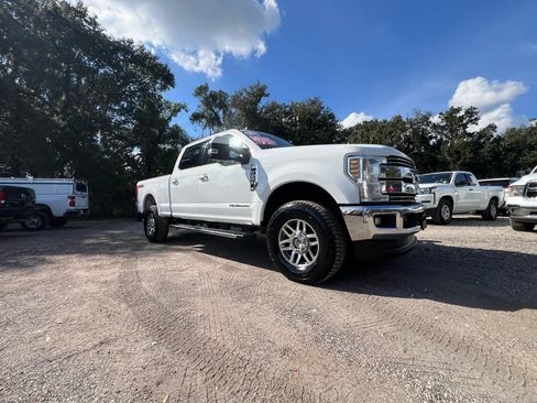 Used 2019 Ford F250 Lariat w/ Lariat Value Package image 37