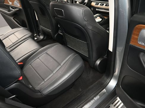 Used 2020 Mercedes-Benz GLS 450 4MATIC image 12