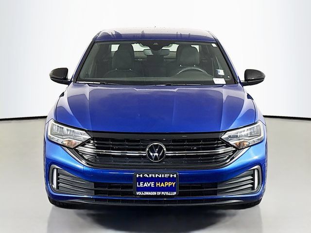 Used 2024 Volkswagen Jetta Sport FWD image 2