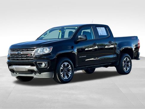 Used 2022 Chevrolet Colorado Z71 AWD/4WD image 3