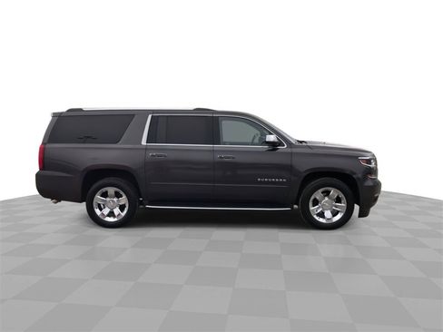 Used 2018 Chevrolet Suburban Premier w/ Max Trailering Package image 9