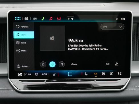 New 2026 Volkswagen Tiguan SE image 10